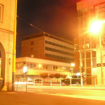 Slovakia 3*